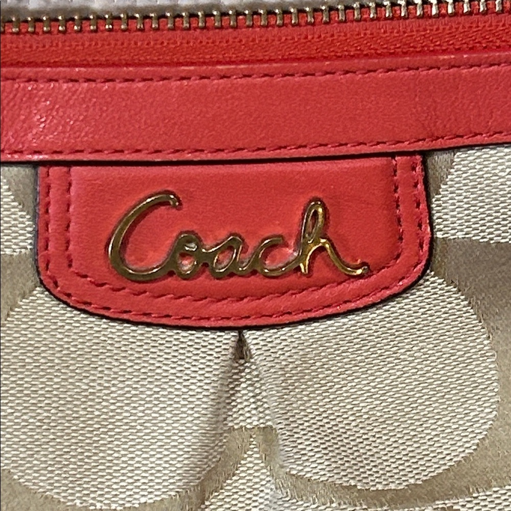 Coach Park Signature East-West Duffle K1280-F19731 GUC SEE ALL PHOTOS - Picture 3 of 14